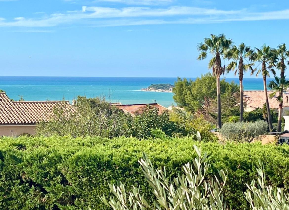Appartement Sanary Vue Mer Au Calme Exterior foto