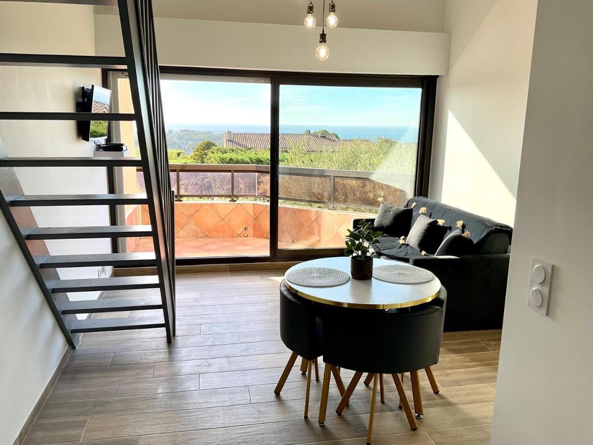 Appartement Sanary Vue Mer Au Calme Exterior foto